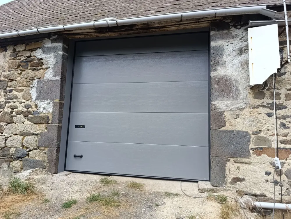 Porte de garage 1