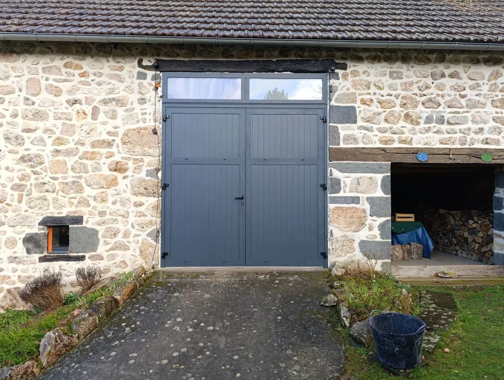 Porte de garage battante